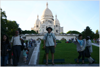 John & Sacré Cœur