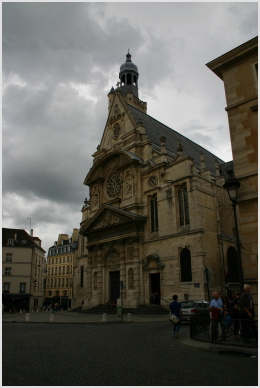 church behind Panthon