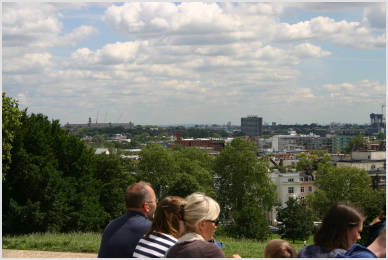 looking SE
